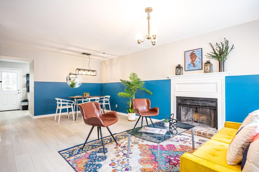 Building Photo - 1267 Sweet Pine Dr