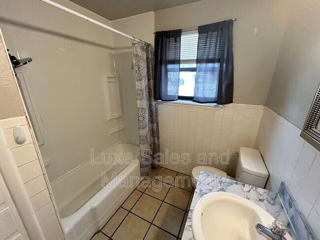 Building Photo - 700 Crosby Blvd