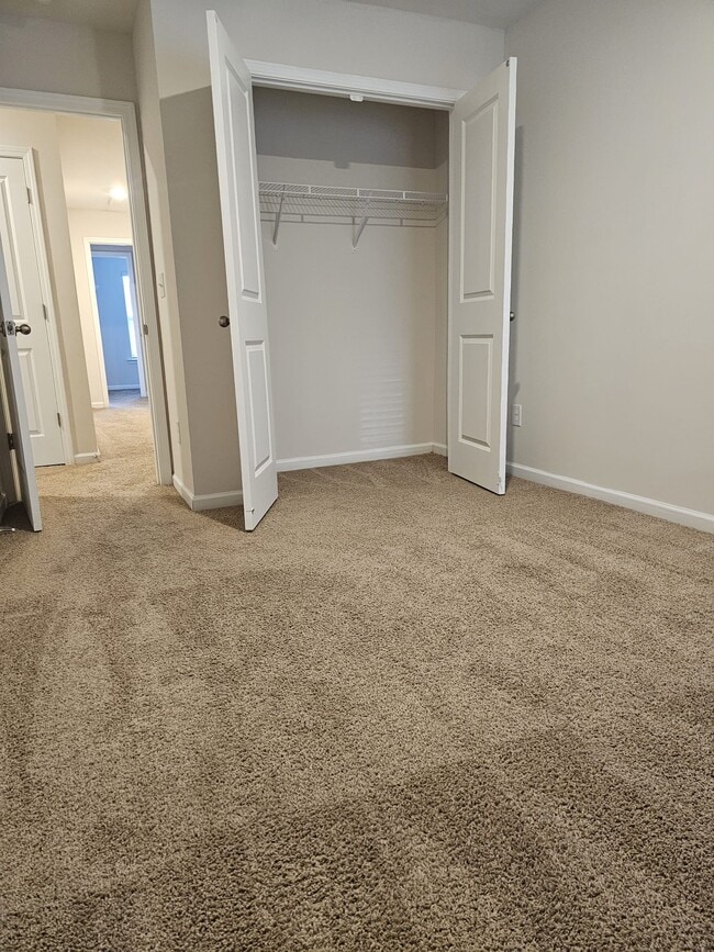 Building Photo - 403 Sea Grit Ct