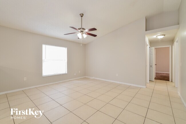 Building Photo - 7456 Little Pond Ct