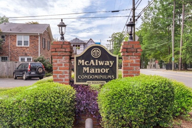 Building Photo - 918 McAlway Rd