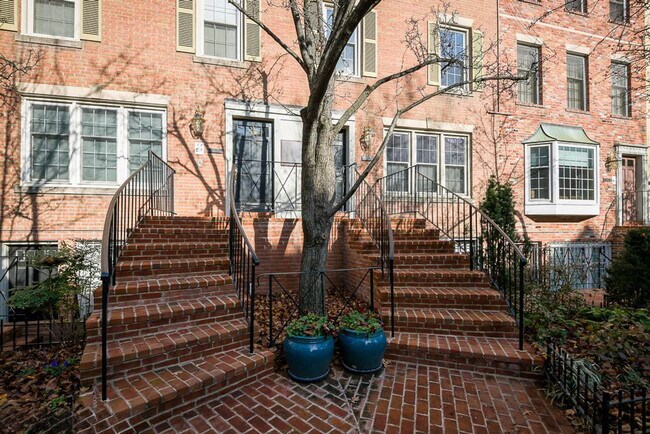 Building Photo - 1753 Q St NW