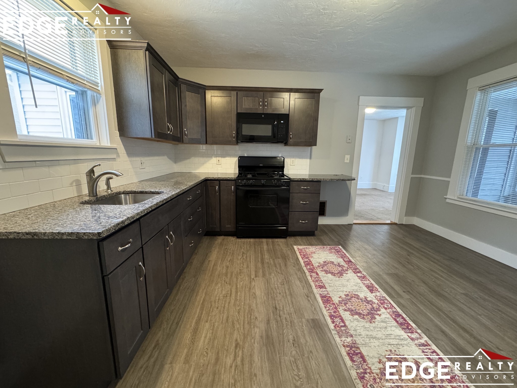 Building Photo - 4 Franklin St