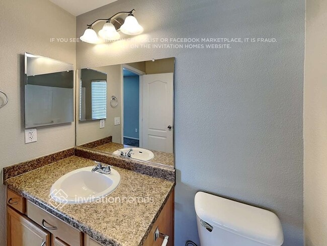 Building Photo - 157 Almond Ridge Pl