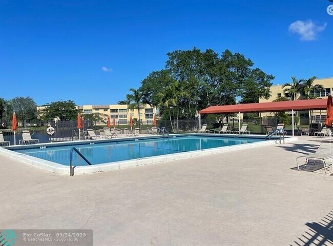 Building Photo - 5860 NW 64th Ave