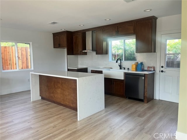 Building Photo - 4909 Aldama St
