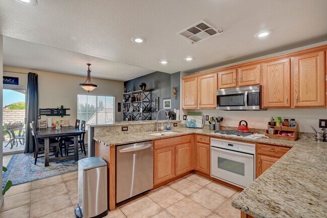 Building Photo - AWESOME SUMMERLIN CONDO IN GATED CORONADO ...