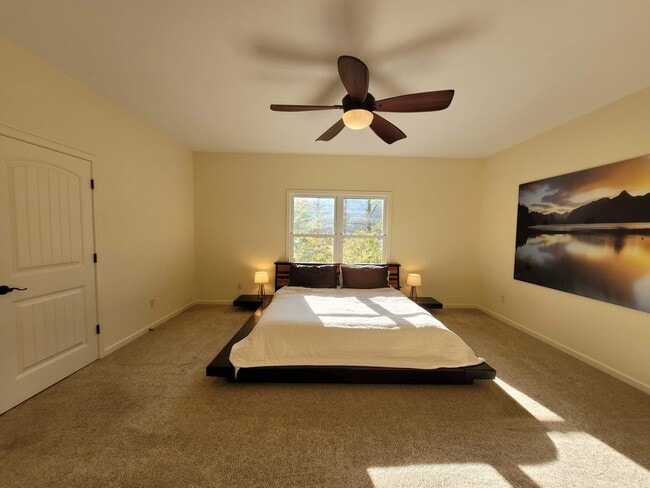 Building Photo - 97 N Coyote Springs Farm Rd