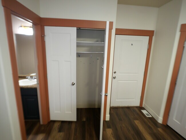 Building Photo - 7552 Lexi Loop