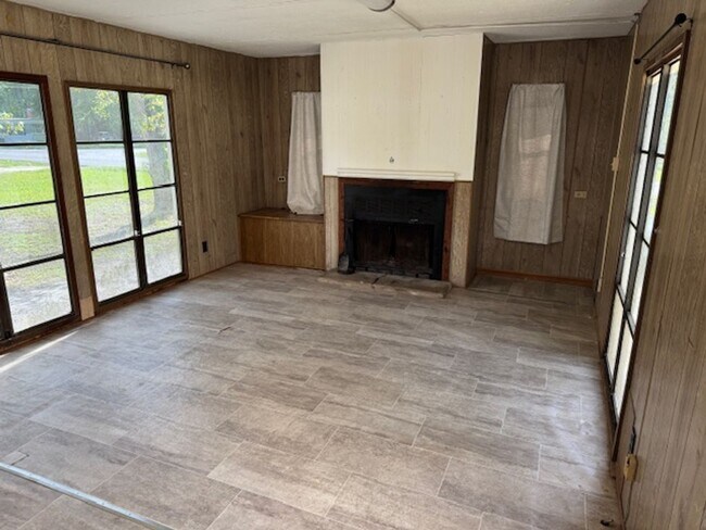 Building Photo - 110 Blanchard Mobile Villa Rd