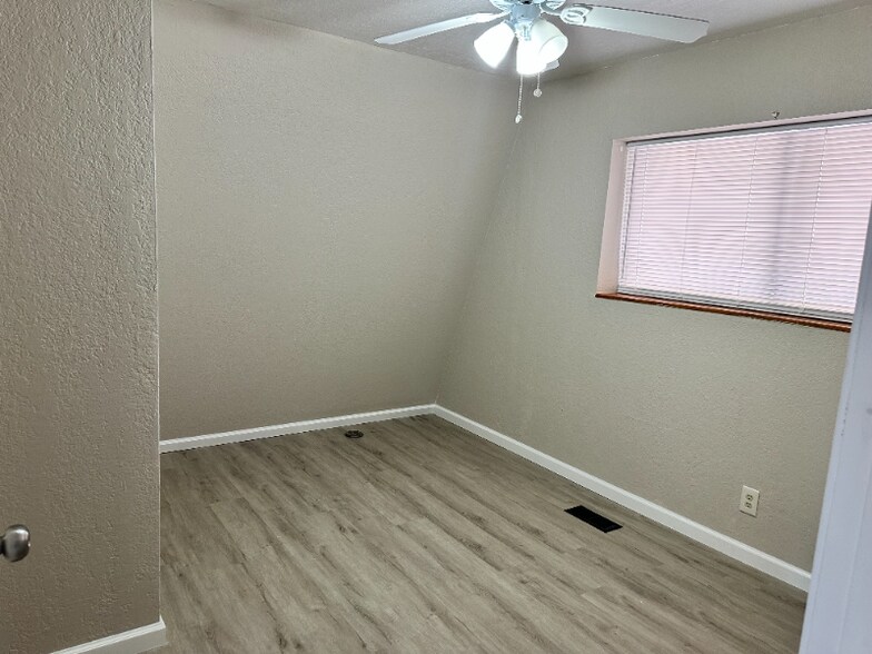 Building Photo - 3380 Timber Dr