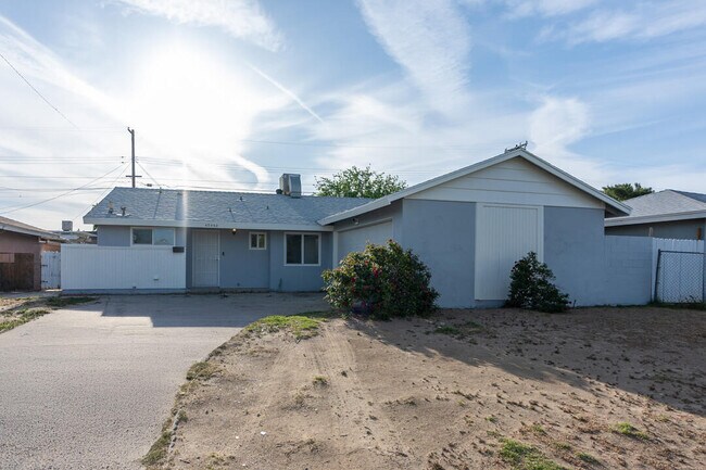 Primary Photo - 45462 E 3rd St