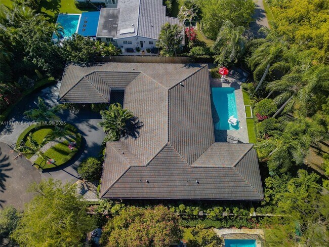 Building Photo - 8234 SW 60th Ct