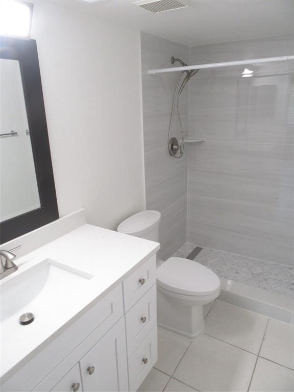 Building Photo - 25050 Sandhill Blvd