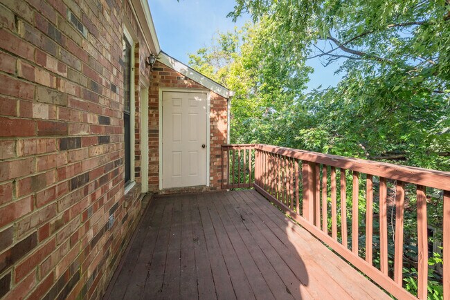 Building Photo - 117 Matthew Ln