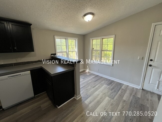 Building Photo - 137 Park W Ct