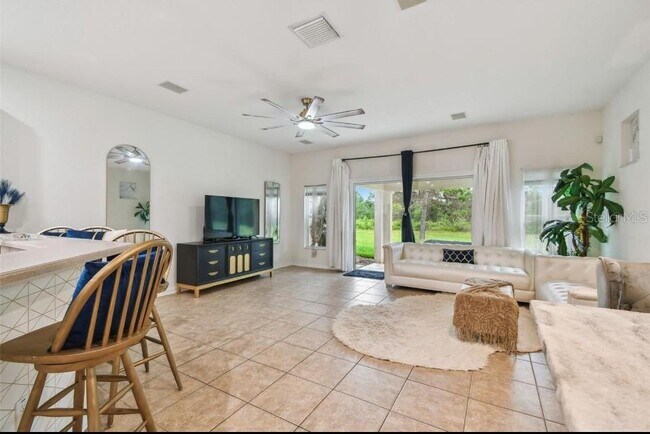 Building Photo - 11523 84th St Cir E