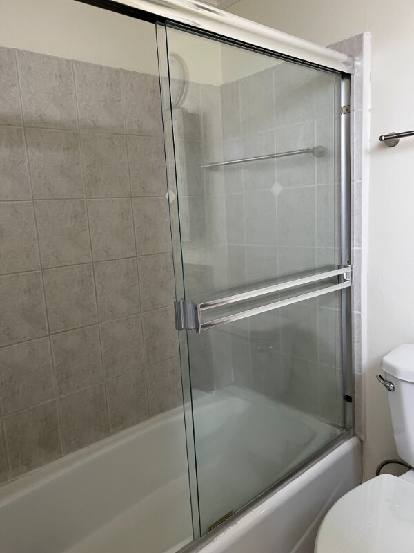 Building Photo - 6107 Romaine