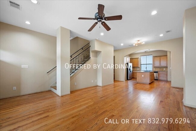 Building Photo - 3417 Home St