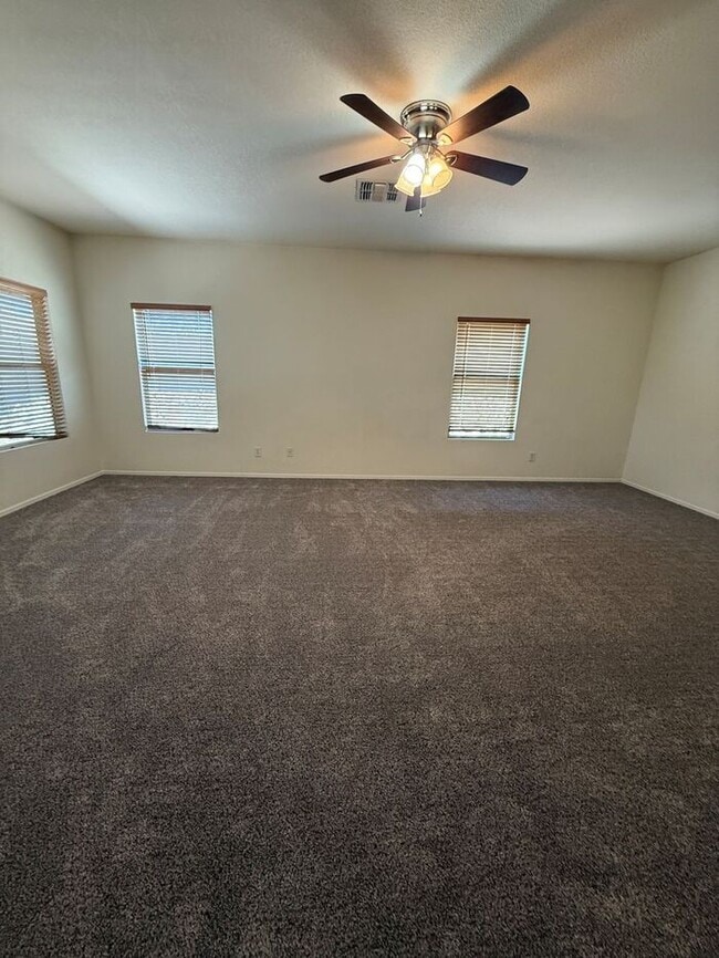 Building Photo - 10258 E Wasp Spring Dr