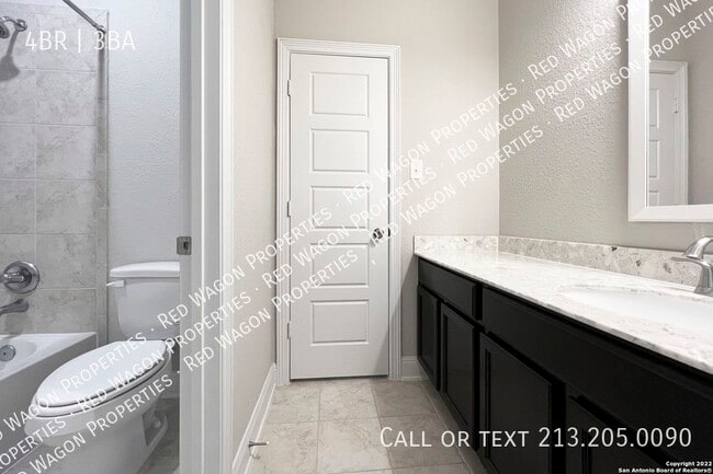 Building Photo - 9006 La Junta