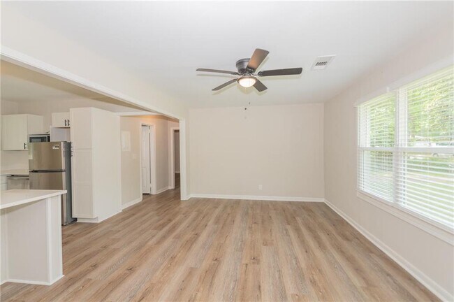 Building Photo - 525 Baker Cir NW