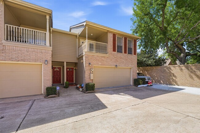 Building Photo - 7350 Kirby Dr