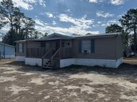 Building Photo - 3 Bedroom, 2 Bath home in Branford