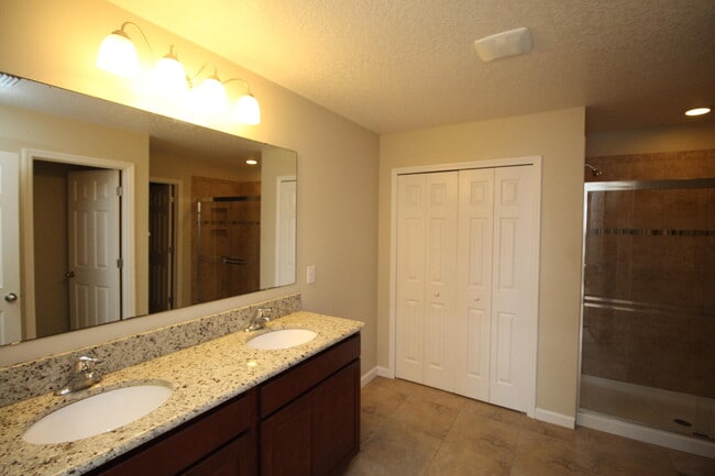 Building Photo - 2208 Attilburgh Blvd