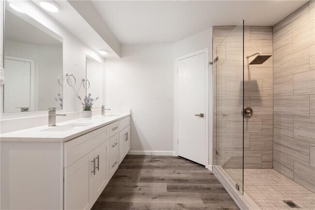 Building Photo - 12223 Cabana Ln