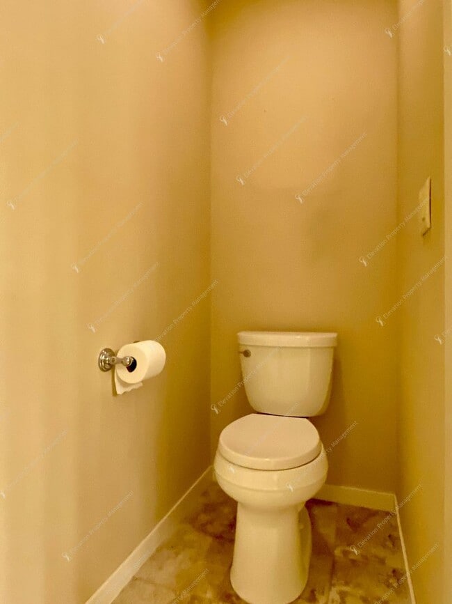 Building Photo - 3-Bedroom Home with RV Parking