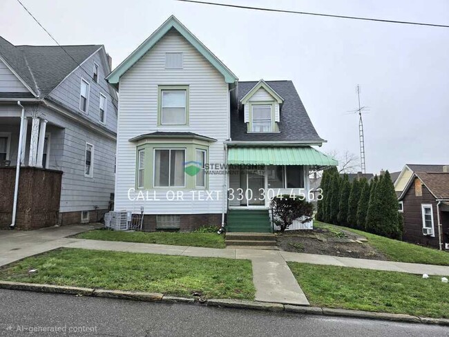 Building Photo - 213 Chestnut Ave NE