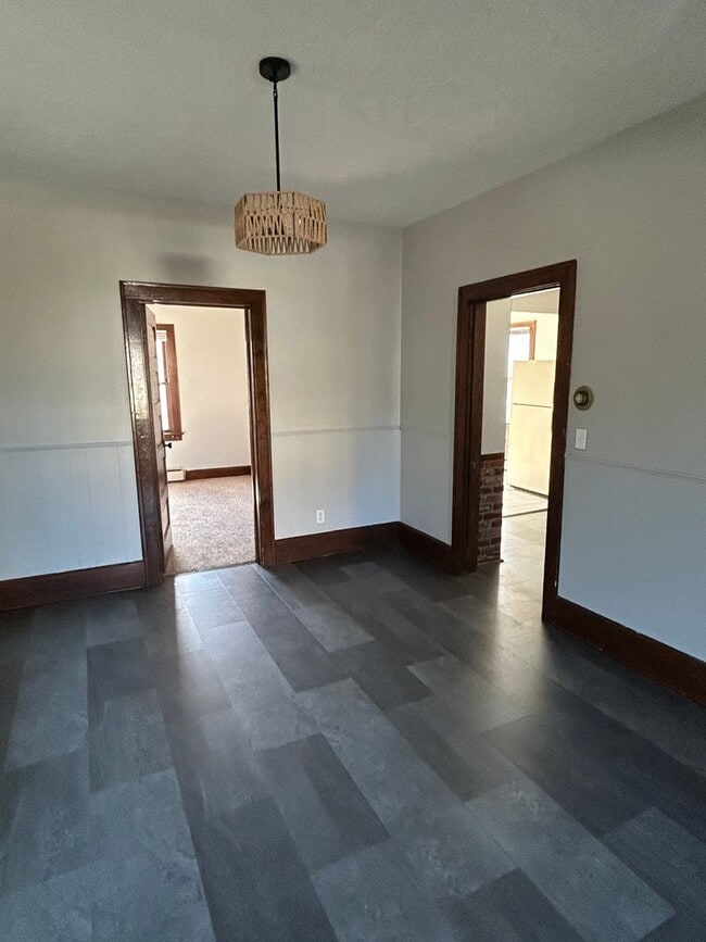 Building Photo - House for Rent