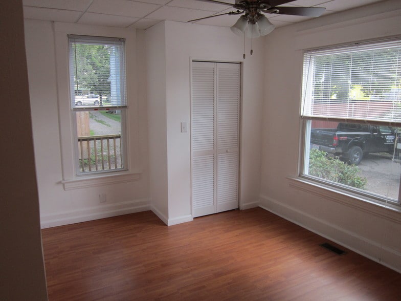 Rm A - 40 Moore Ave