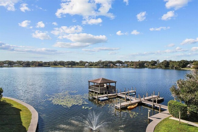 Building Photo - 784 E Michigan St