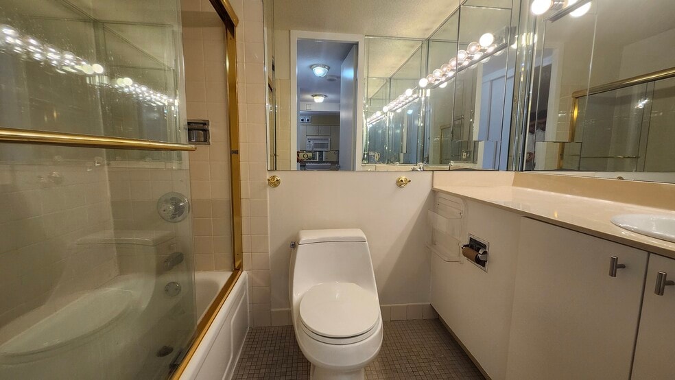 Building Photo - 405 N Wabash Ave