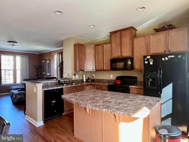 Building Photo - 312 Spring Park Ln