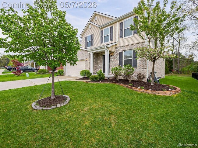 Building Photo - 8640 Quincy Dr