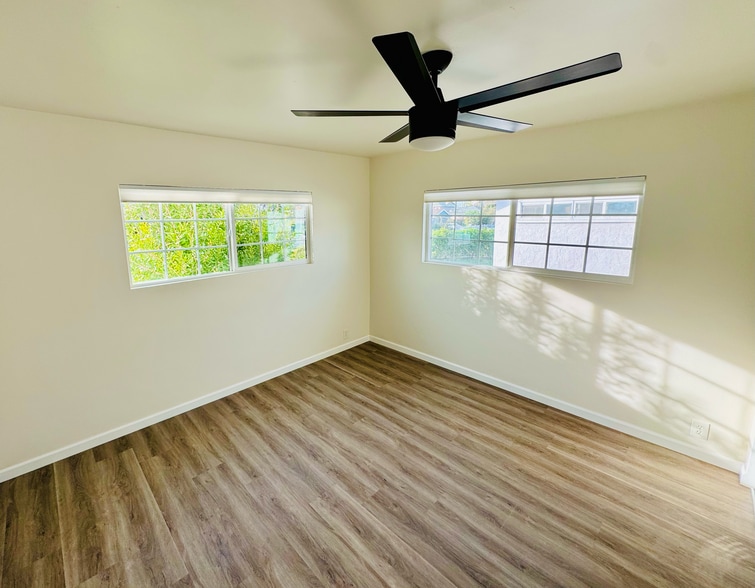 Building Photo - 20606 Raymond Ave