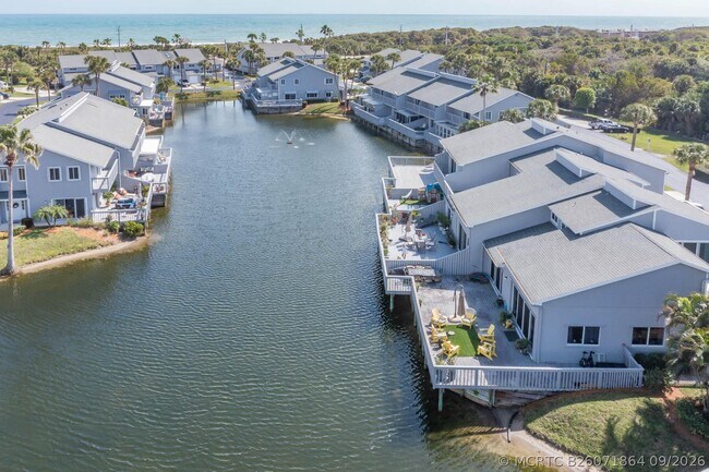 Building Photo - 4949 N Hwy A1A