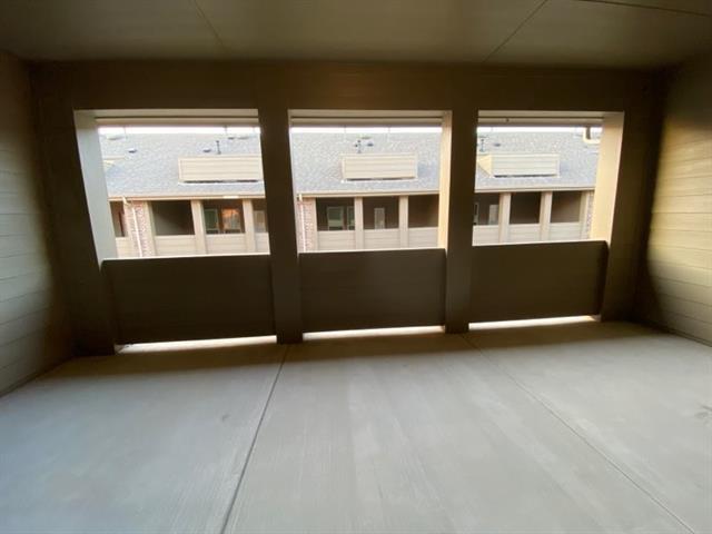 Building Photo - 2405 Klamath Dr