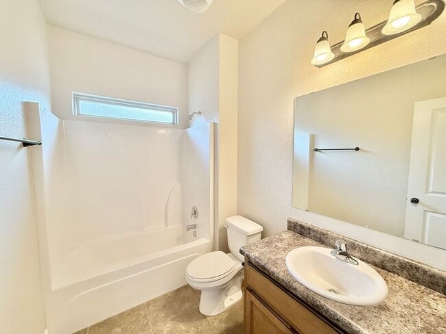 Building Photo - 5204 Parkside Dr