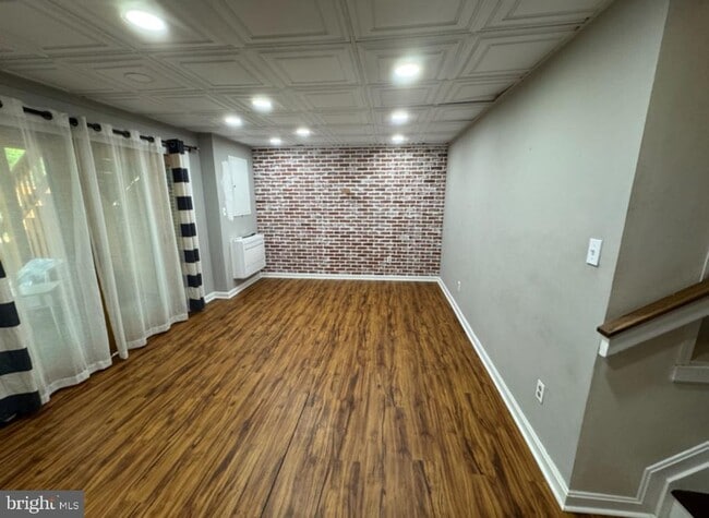 Building Photo - 5780 Flagflower Pl