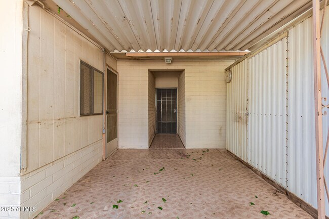 Building Photo - 6224 E Dallas St