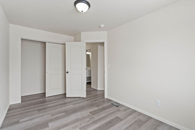 Building Photo - 2-bedroom townhomes, a modern take on apar...