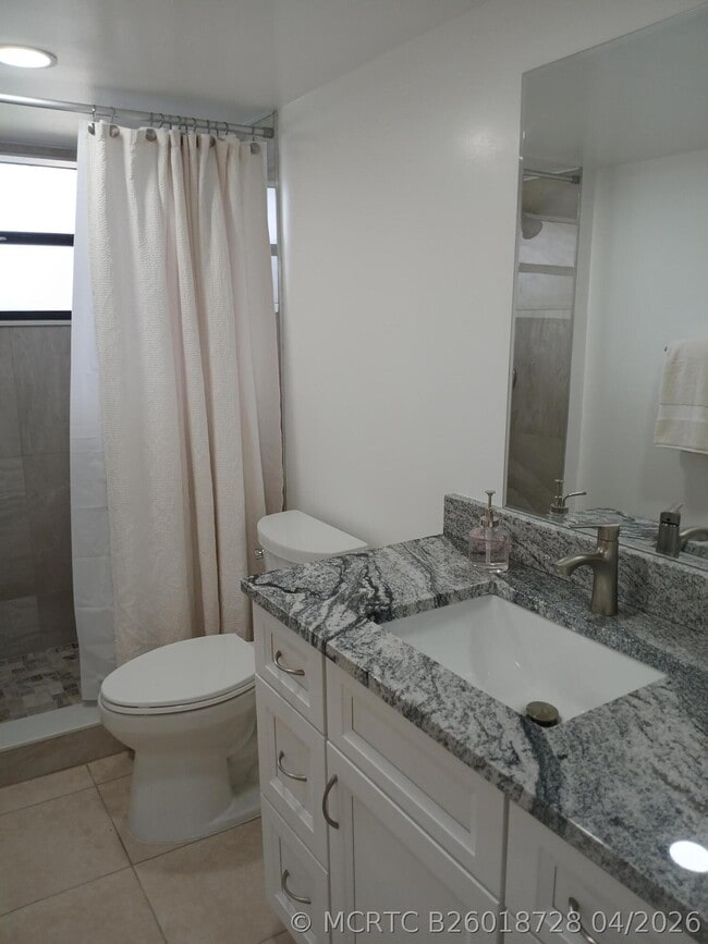 Building Photo - 4760 Lucerne Lakes Blvd W