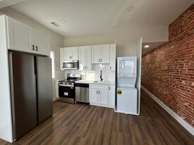 Building Photo - 1042 Edmondson Ave