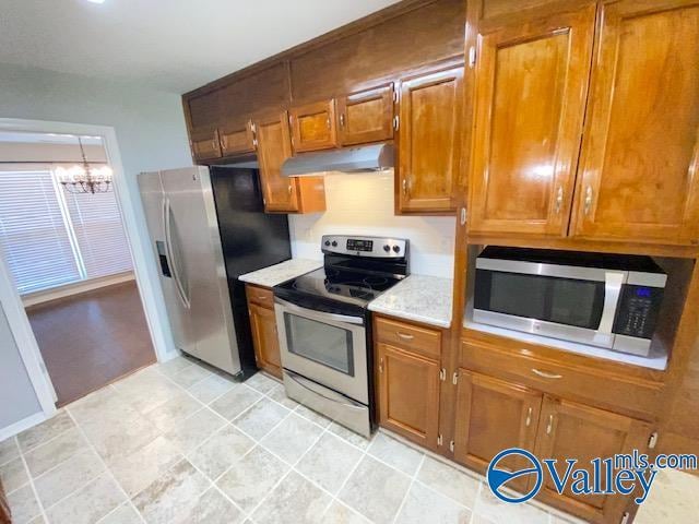 Building Photo - 826 Crestview Dr