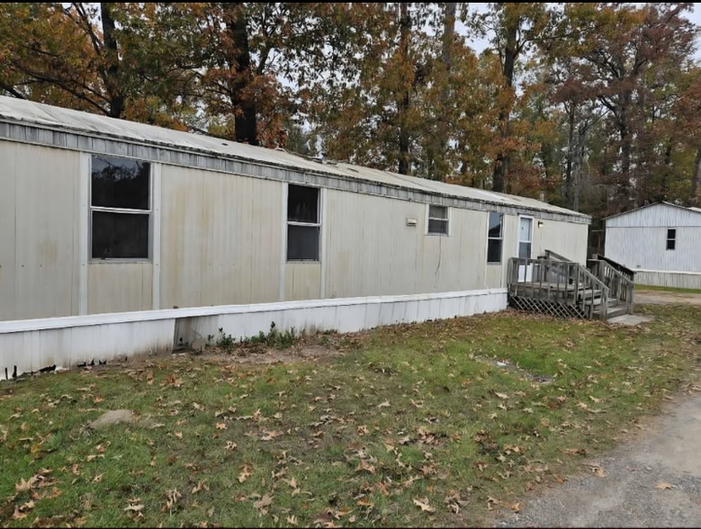 Building Photo - 410 Brown St