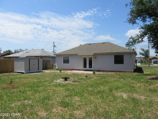 Building Photo - 6316 Lance St